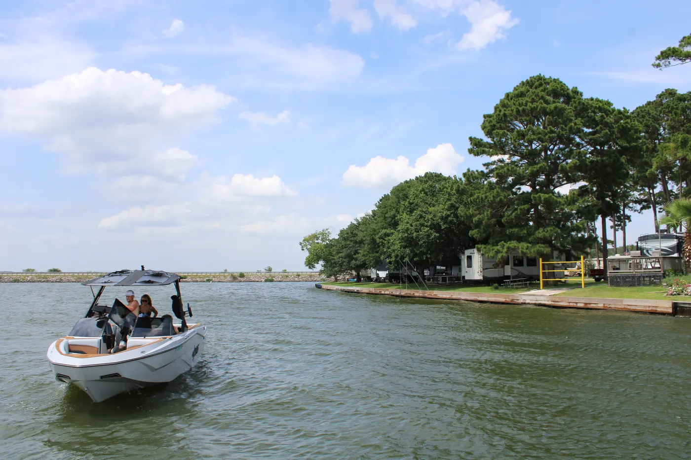 Sunset Shores RV Park on Lake Conroe — photo 30